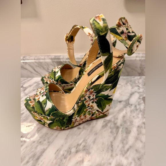 Dolce & Gabbana BIANCA Floral Printed Fabric Platform Wedge Sandals 36.5 - Picture 4 of 11